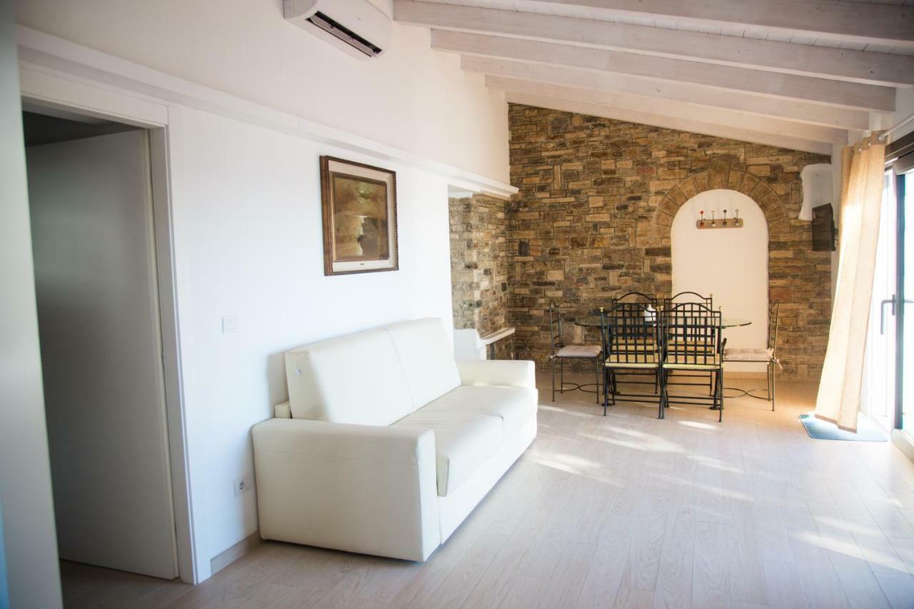 Terramata Resort Case Vacanza سانتو ستيفانو أل ماري المظهر الخارجي الصورة
